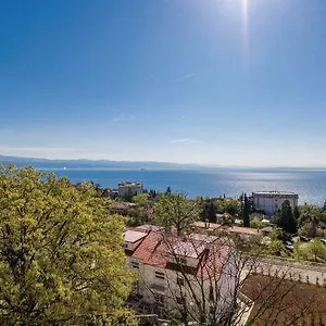 Leona Apartman