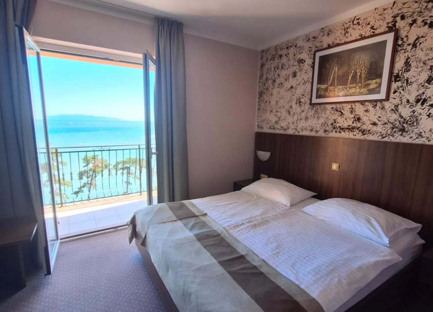 Villa Volosko With Private Parking And Breakfast,Seaview